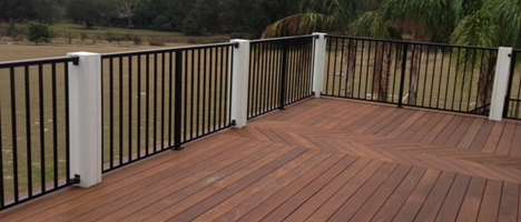 <strong>Beyond the Expected: 5 Unexpected Benefits of Ipe Hardwood Decking</strong>