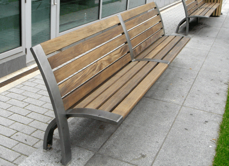 Ipe decking - ipe-bench_800-768x557